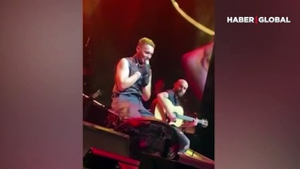 Şarkıcı Edis'in sahnede zor anları! Onu görünce gözyaşlarını tutamadı