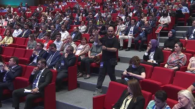 Fahrettin Altun: (Basın Kanunu ile Bazı Kanunlarda Değişiklik Yapılmasına Dair Kanun Teklifi) Bu çalışmadan memnuniyet duyuyoruz