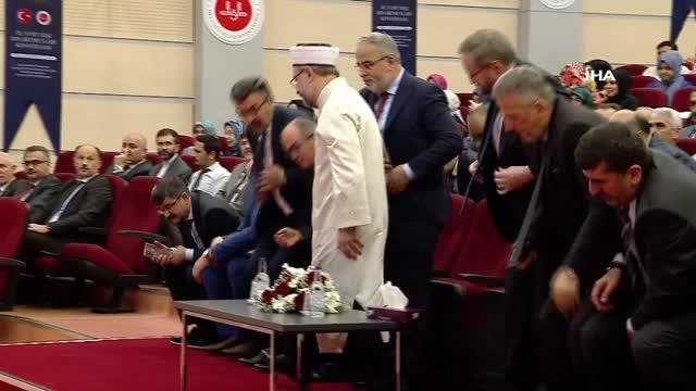 Başkan Erbaş: Vekalet yoluyla kurban kesim bedellerini yurt içi 2 bin 500, yurt dışı bin 800 olarak belirledik