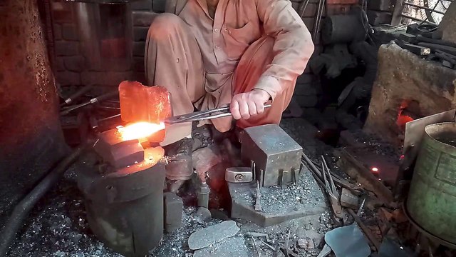 7 Forging of Masonry Trowels From Scrap Steel with Power Hammer Step By Step Process - Skill Spotter