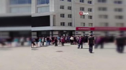 Rusya, Herson'da vatandaşlık dağıtmaya başladıLuhansk Valisi Gayday: "Severodonetsk'in yüzde 70'ini Ruslar kontrol ediyor"