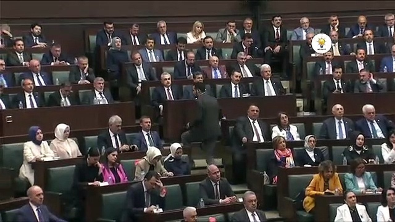 Erdoğan'dan köprüye pankart asma girişimine çok sert tepki!