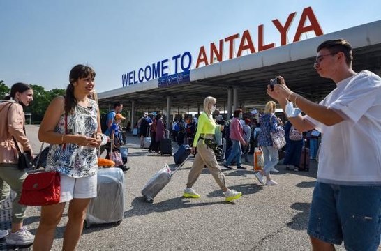 ANTALYA TURİZMİNDE, RUSYA-UKRAYNA SAVAŞINA RAĞMEN REKOR ARTIŞ