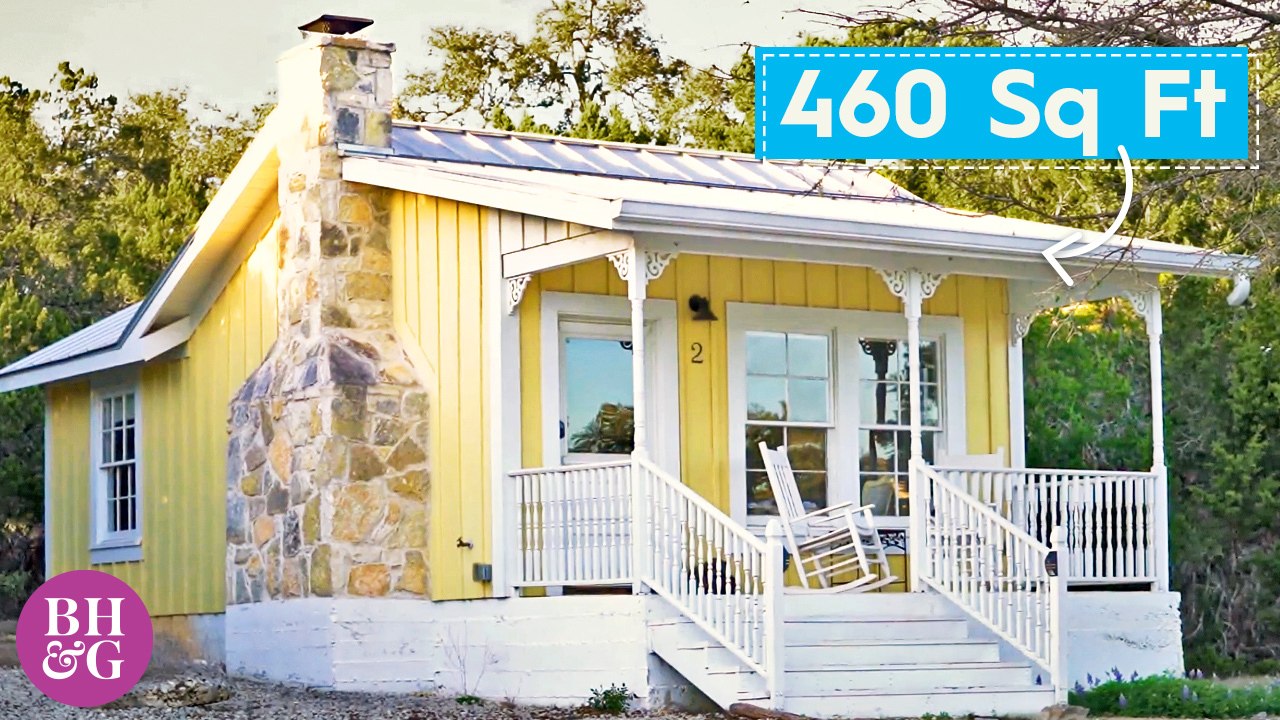 Inside a French-Inspired Cottage in the Heart o...