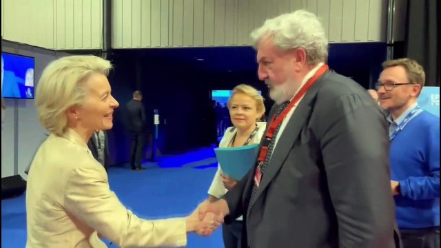 Ursula von der Leyen e Emiliano al congresso PPE Rotterdam