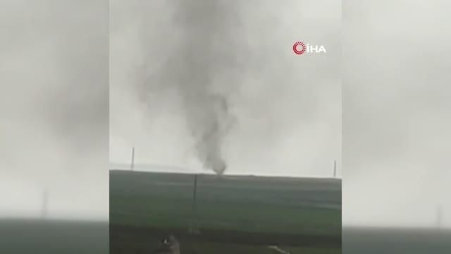 Eskişehir'de hortum anı kameralara yansıdı