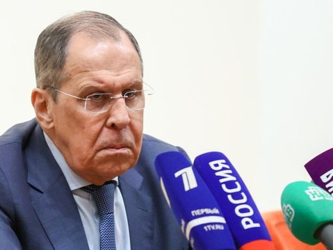 Rusya Dışişleri Bakanı Lavrov: Putin ile Erdoğan, Ukrayna limanlarının mayınlardan temizlenmesine Türkiye'nin yardım etmesi konusunda anlaştı