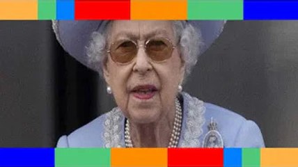 PHOTOS – Jubilé d’Elizabeth II  on a frôlé la catastrophe avant la messe