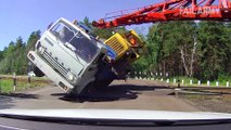Idiots In Cars   Ridiculous Driver Fails of 2021