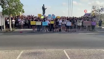 KKTC ODTÜ Kampüsü'nde öğrencilerden 'zam' protestosu