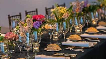 Una cena inédita con el cátering premium Uzalacaín y 'MeCaso App'