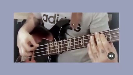 Bass - Dance with your own groove