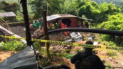 Corrida contra o tempo para resgatar 14 mineiros presos na Colômbia