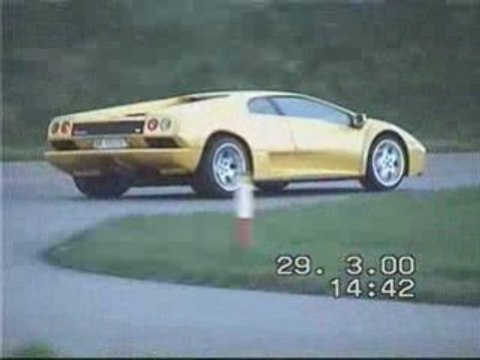 Lamborghini Diablo VT 6 liter corner slide 1