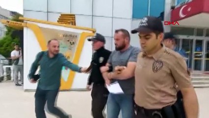 Sürücüye kızıp kepçe ile otomobile dehşeti yaşattı! Hakkında karar verildi