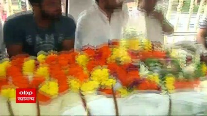 KK: "নিজের জোরেই সুরের জগতে জায়গা করে নিয়েছিলেন", অনুজ শিল্পীর প্রয়াণে শোকাহত উদিত নারায়ণ | Bangla news