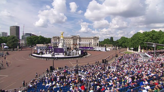 Royals arrive at Platinum Jubilee Trooping the Colour