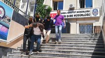 Yabancı uyruklu sahte polisler 13 turisti soydu