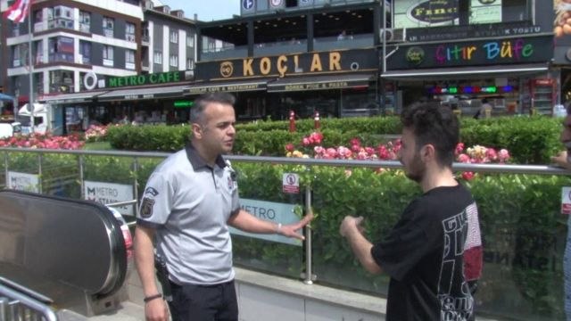 Üsküdar - Çekmeköy metrosu arızalandı, vatandaş isyan etti