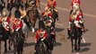 Jubilé d'Elizabeth II: les images du prince Charles, du prince William et de la princesse Anne à cheval aux abords de Buckingham