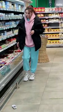 Shmeksss Official Prank in Shopping Mall Hot Body Builder Prank [Пранк в МАГАЗИНЕРАЗДЕЛСЯЮМОР]