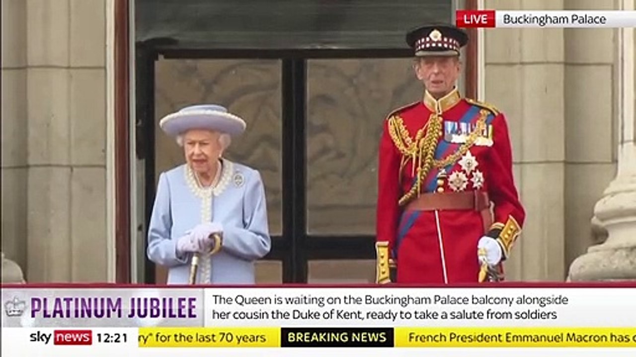 Jubilé de platine d’Elizabeth II au Royaume-Uni: Acclamée par la foule, la Reine est apparue au balcon du palais de Buckingham - Regardez