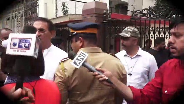 Javed Akhtar, Shankar Mahadevan among others attend KK's funeral, bid final goodbye