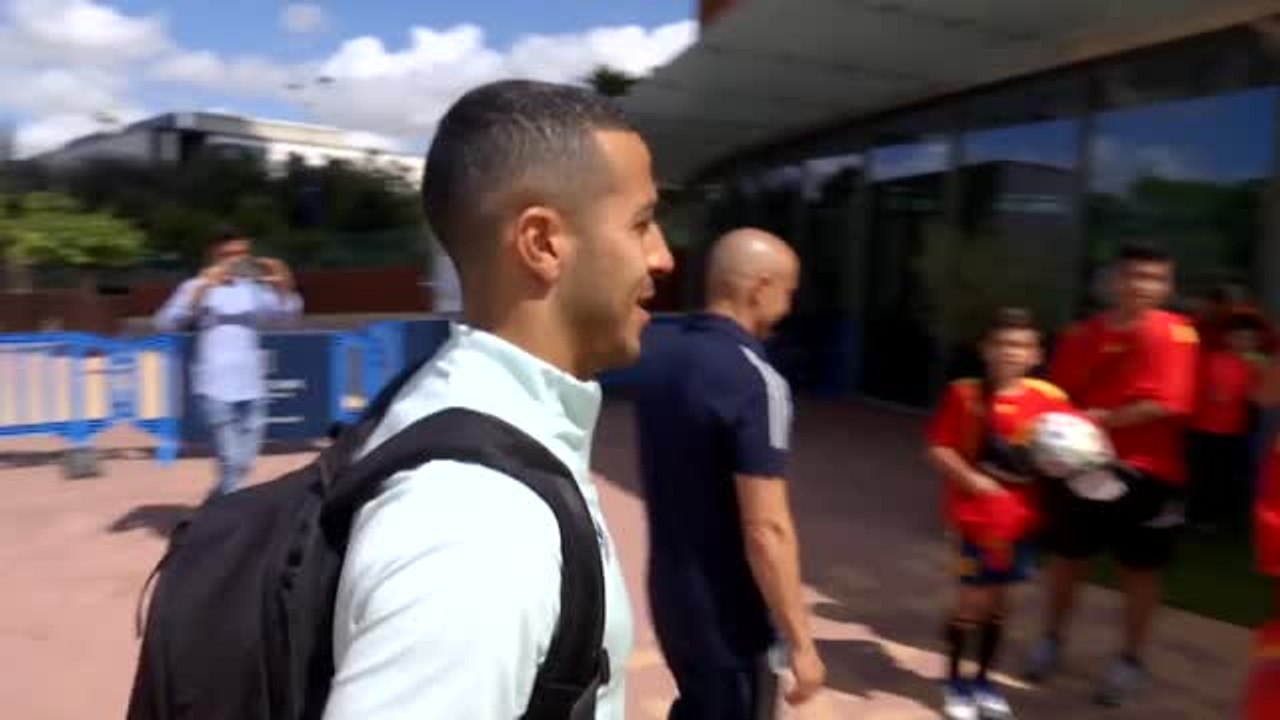 Thiago no podrá jugar con la selección y abandonará la concentración tras el partido contra el Sevilla