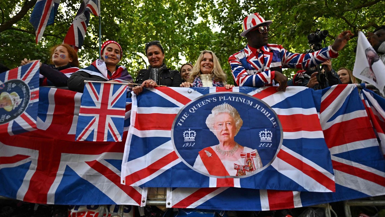 Jubilé de la reine d'Angleterre : « Je viens spécialement d'Australie pour la voir»