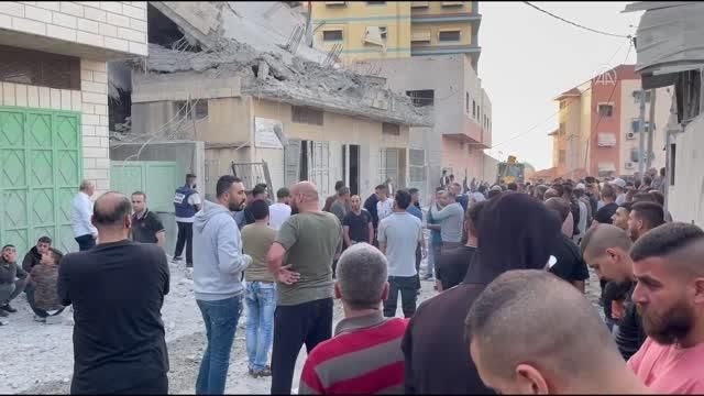 İsrail güçleri Batı Şeria'da Filistinlilere ait bir evi yıktı (2)