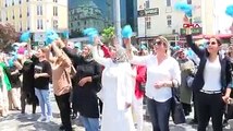 Tanju Özcan, protestoculara dans ederek karşılık verdi