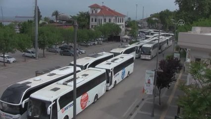 BALIKESİR - Bandırmasporlu taraftarlar, otobüslerle final maçı için Kocaeli'ye hareket etti