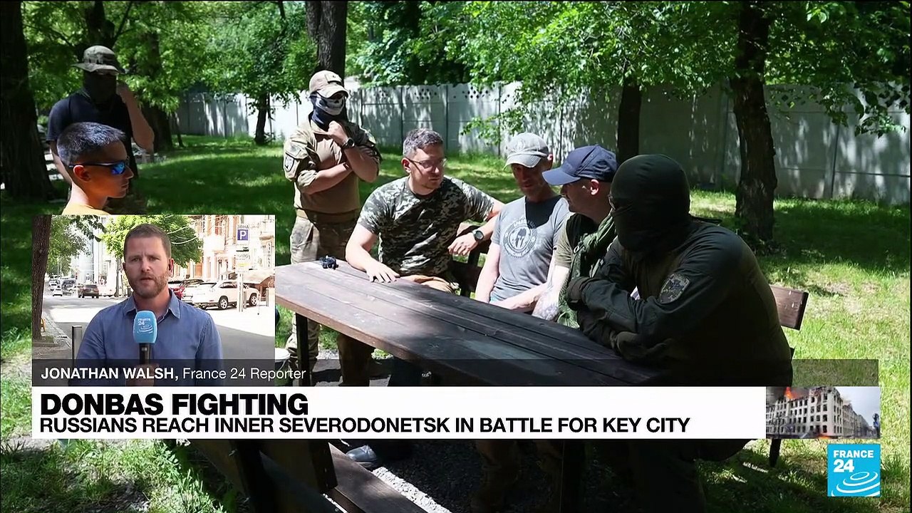 Donbas fighting: Foreign fighters unit positioned in eastern Ukraine