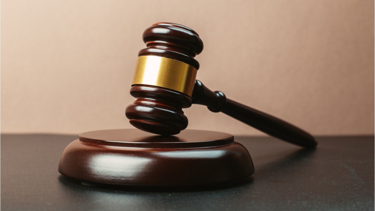 Elle met son vase aux enchères pour s'en débarrasser et récupère un pactole