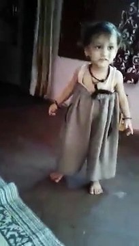 Lakdi Ki Kathi Kathi pe ghoda, Cute Baby Dance