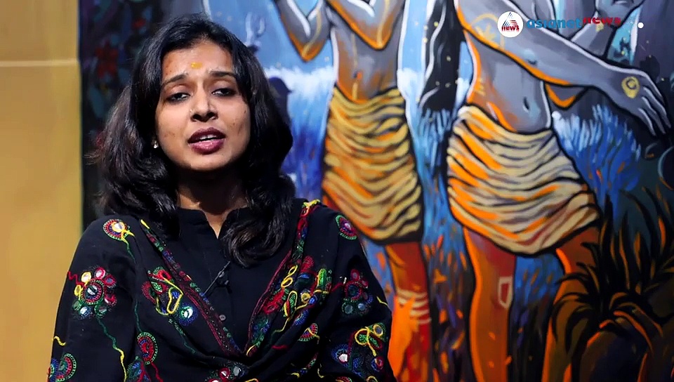 ഞാന്‍ ആരെയും ഇമിറ്റേറ്റ് ചെയ്യാറില്ല: ശബ്ദത്തെക്കുറിച്ച് ചോദിക്കുന്നവരോട് സിതാരയ്ക്ക് പറയാനുള്ളത്...