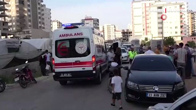 Mersin'in Erdemli ilçesinde inşaatın 11'inci katından düşen işçi, hayatını kaybetti