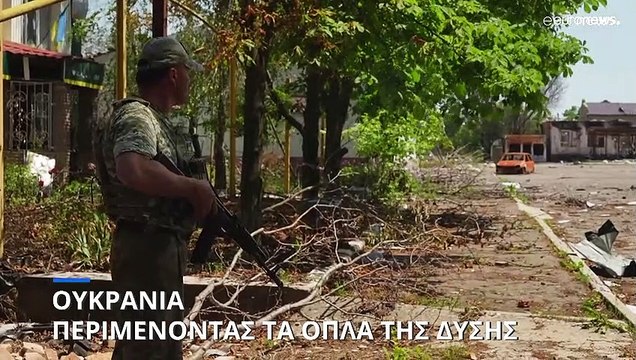 Σφοδρές μάχες και βομβαρδισμοί στην ανατολική Ουκρανία