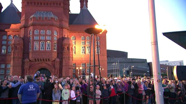 Beacons lit across the country for Platinum Jubilee