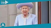 Elizabeth II au balcon de Buckingham : canne, sourire très timide… ce moment de flottement en plein