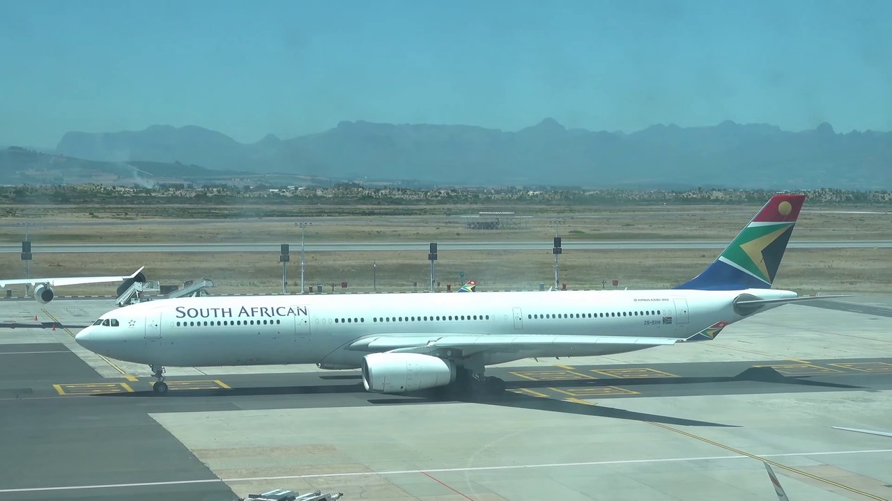 South African Airways A330-343 Take Off & Landing At Cape Town International Airport 4K  Rare