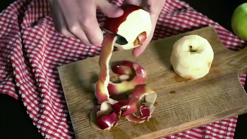 അഴക് കൂട്ടാൻ ഫ്രൂട്ട് പീൽ