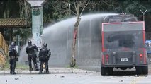 Encapuchados atravesaron buses de servicio público durante revuelta en Universidad de Antioquia