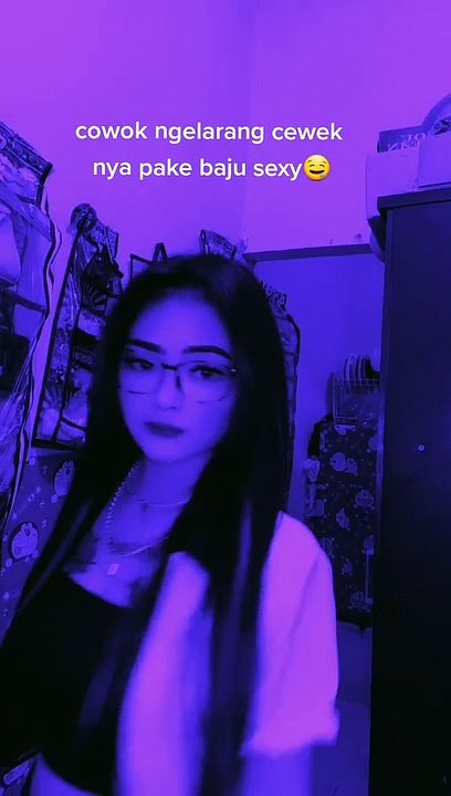 Snaptik_7068367413334641946_anggel