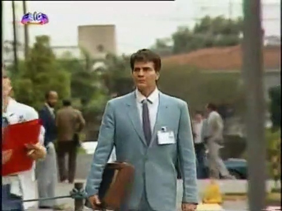 Novela Guerra dos Sexos (1983) - Felipe e Nando saem na porrada