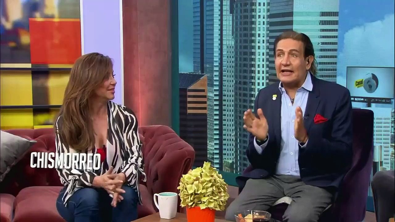 ¿ACOSO? Christian Nodal intenta besar a una fan