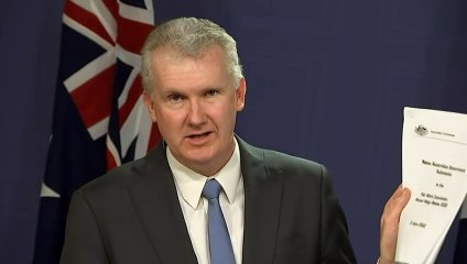 Government lodges submission to Fair Work, to boost wages