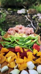 hand-made-noodles-in-the-forest-stir-fry-ytshorts.savetube.me