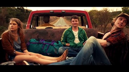 'Funeral For A Dog' - Tráiler oficial en idioma original
