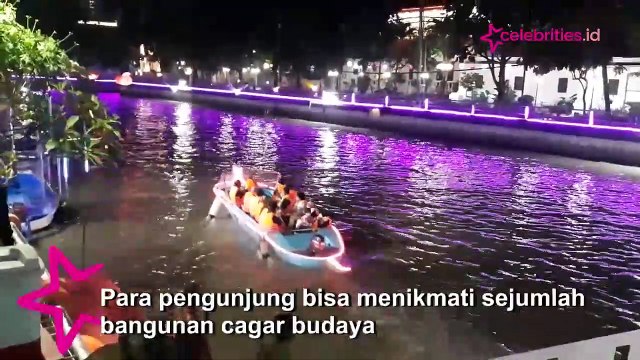 Serunya Wisata Perahu Susur Sungai Kalimas Surabaya di Malam Hari